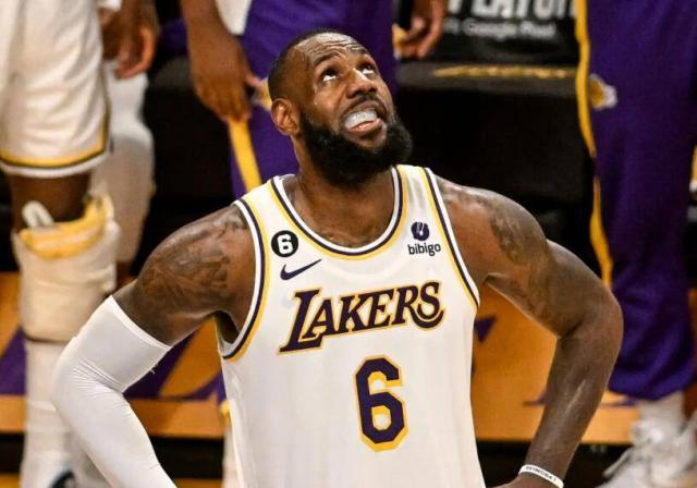 开云体育官网-【观察】湖人0-3原罪是谁？他拆冠军班底詹皇浪费3年